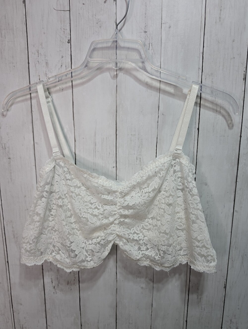 Torrid Women's White Bra Floral Lace Bandeau Wireless Pullover Sheer Size 4X.